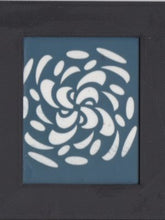 Load image into Gallery viewer, Design Screen Small - Flow