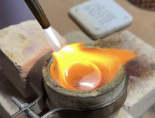 Load image into Gallery viewer, Sand Casting Jewelry Class in Tucson | Towed Studio
