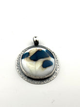 Load image into Gallery viewer, Fused Glass and Sterling Silver Pendant P-113
